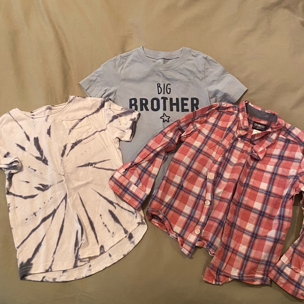 Three boys 5t shirts